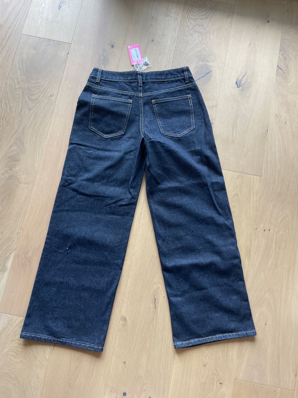 Edikted Raelynn Washed Low Rise Baggy Jeans - Picture 6 of 6